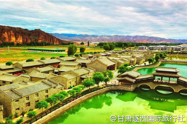 蘭州到興隆山一日游怎么坐車