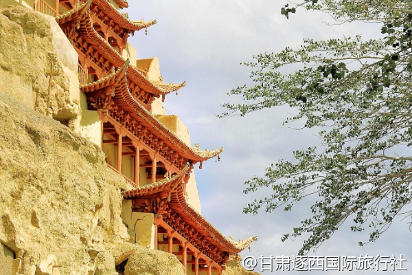 甘南藏族寺廟女性要穿長裙嗎