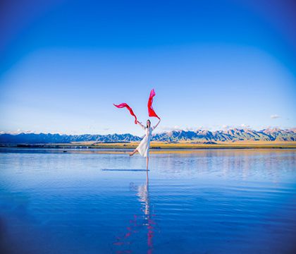 蘭州+西寧+敦煌莫高窟+嘉峪關(guān)+青海湖+茶卡鹽湖7日6晚跟團(tuán)游