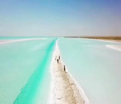 烏素特水上雅丹地質公園+茶卡鹽湖+青海湖+莫高窟+鳴沙山月牙泉+嘉峪關關城+張掖七彩丹霞旅游景區8日7晚私家團