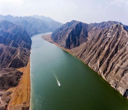 寧夏銀川西夏陵國家考古遺址公園+青銅峽黃河大峽谷一日游【108塔/大禹文化園/船游十里長峽】線路推薦