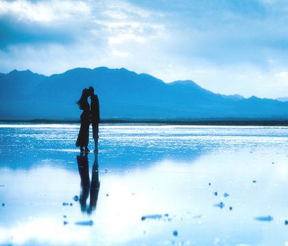 水上雅丹+大柴旦翡翠湖旅游景區(qū)+茶卡鹽湖+青海湖+可魯克湖景區(qū)+日月山6日5晚私家團(tuán)